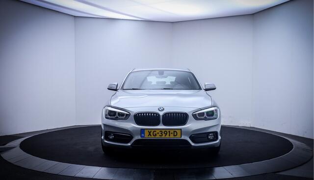 BMW 1-SERIE 118iA Sport Executive LED | NAVI | PDC V+A | CRUISE | SPORTST. | CLIMA