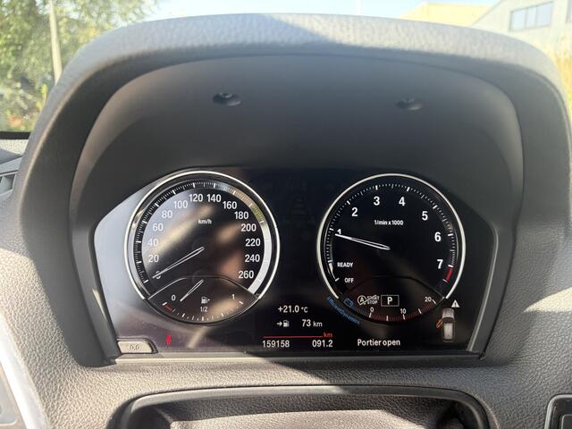 BMW 1-SERIE 118i Corporate Lease High Executive / M-PAKKET / AKRAPOVICH / LEER / AUTOMAAT / 159dkm! NAP!