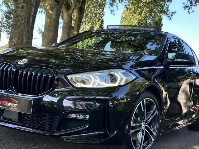 BMW 1-SERIE 118i Introduction Edition M-Sport