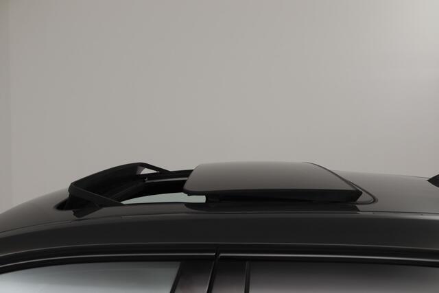 BMW 1-SERIE 120i Executive (PANORAMADAK, STOELVERWARMING, CAMERA, DEALER ONDERHOUDEN)