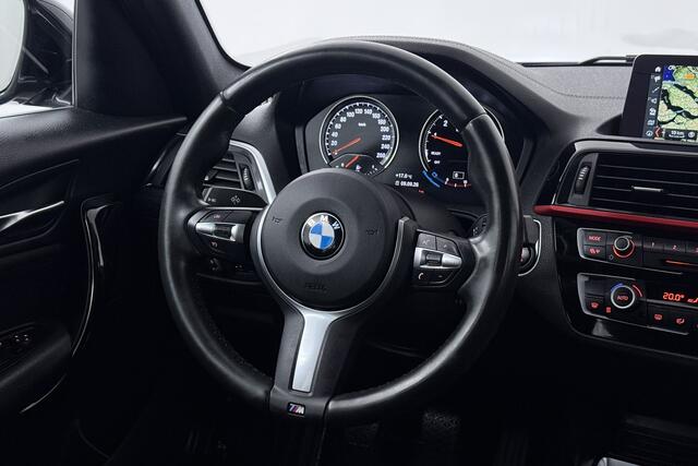 BMW 1-SERIE 118i Executive (NAVIGATIE, CAMERE, SPORTSTOELEN, PARKEERSENSOREN)