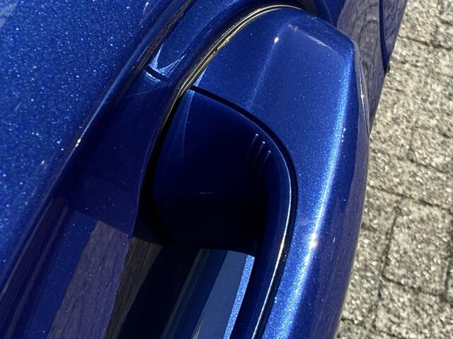 BMW 1-SERIE 120 | M-Sport Pro | Panorama | 19 '' | Camera | Getint Glas