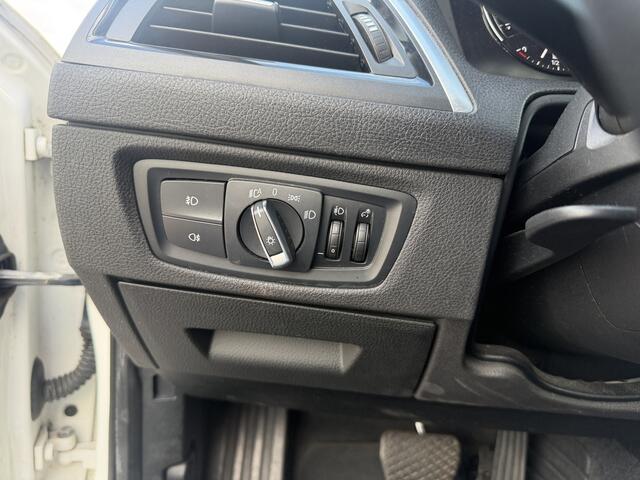 BMW 1-SERIE 118i Sport Line Edition LED/Navi/Clima/Cruise/PDC