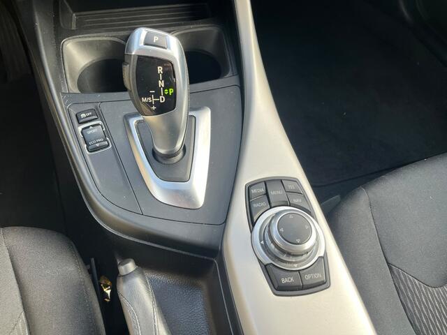 BMW 1-SERIE 118i | 136PK | Black edition | Advantage | Trekhaak | PDC | Climate | Stoelverw. | ACC