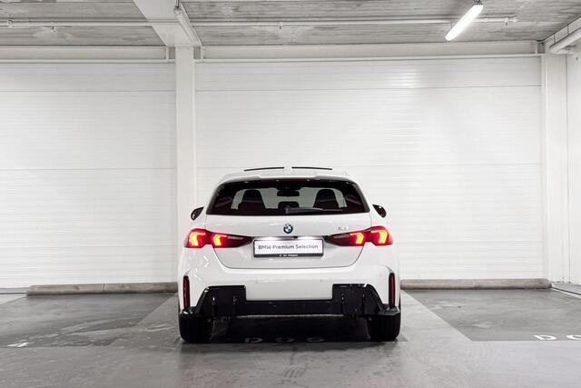 BMW 1-SERIE 123 xDrive | M-Sport Pro | Innovation Pack | Head-Up Display | Harman/Kardon | Panoramadak