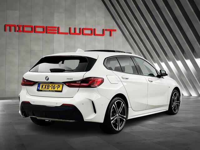 BMW 1-SERIE 118i AUT M Sport panodak/Cruise/Shadow line