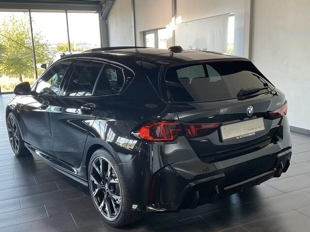 BMW 1-SERIE 120 M-SPORT ** LED, PANORAMA, 19-inch LMV, ACC, M-ONDERST, EL. A-KLEP ** 1e EIG - Ex BMW-AG ** ** INFORMEER OOK NAAR ONZE AANTREKKELIJKE FINANCIAL-LEASE TARIEVEN **