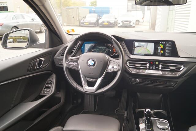 BMW 1-SERIE 118i 136pk Automaat Sportline -NAVI-ECC-CAM-PDC-