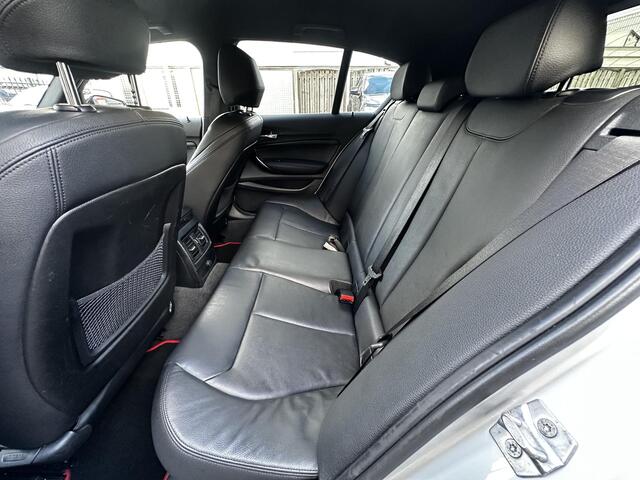 BMW 1-SERIE 118i Executive Leder|Navi|CarPlay|HiFi Org NL
