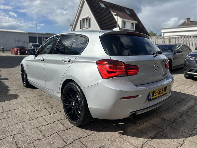 BMW 1-SERIE 118i Executive Leder|Navi|CarPlay|HiFi Org NL