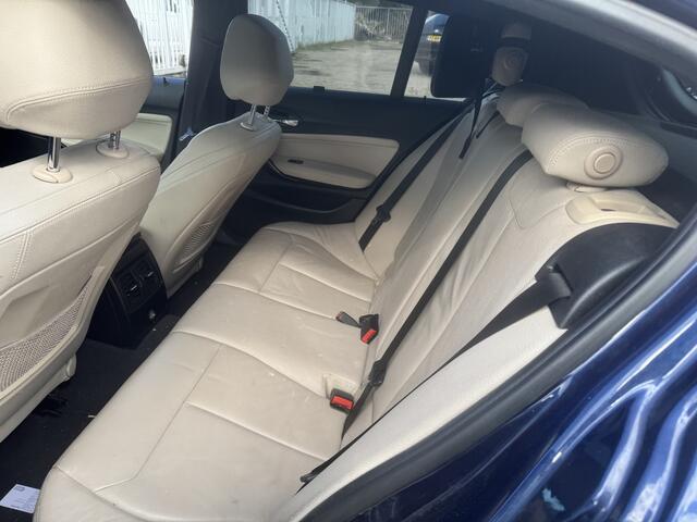 BMW 1-SERIE 118i Centennial High Executive Automaat XENON/LEDER