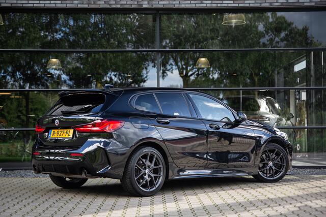BMW 1-SERIE 120i High Executive M-Sport , Harman&Kardon, Keyless, Camera, Carplay