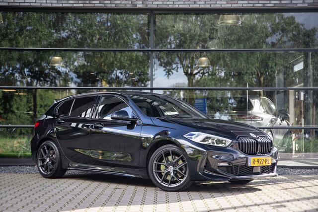 BMW 1-SERIE 120i High Executive M-Sport , Harman&Kardon, Keyless, Camera, Carplay