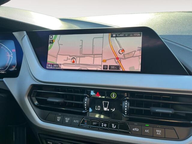 BMW 1-SERIE 116i Introduction Edition 1e eigenaar | 18" M Sport velgen | Carplay | Cruise Control | Navi | Parkeersensoren | Digitale Cockpit | Etc. – foto 5