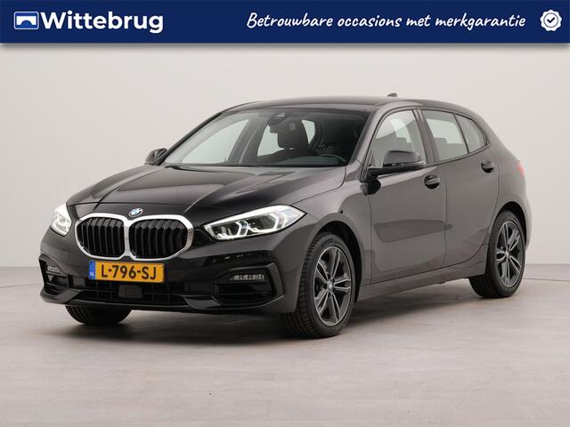 BMW 1-SERIE 116i Executive Edition automaat | Apple Carplay | Navigatie | Sportstuur | Acheruitrij camera | Parkeersensoren voor en achter | Spraakbediening |