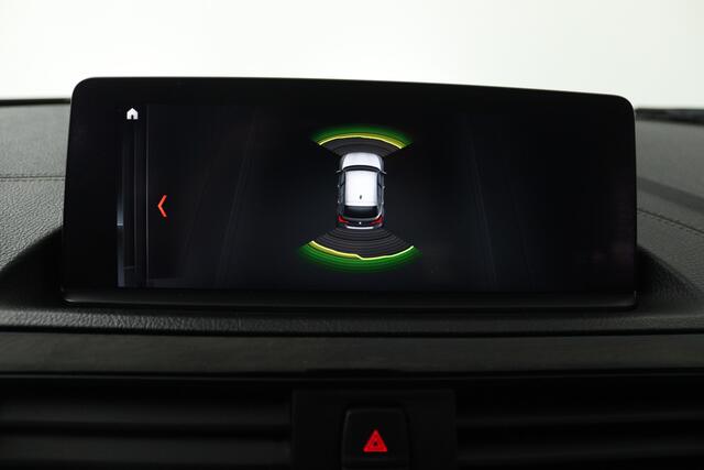 BMW 1-SERIE 118i Corporate Lease High Executive (ELEKT. STOELEN, STOELVERWARMING, LED, GROOT-NAVIGATIE, DEALER ONDERHOUDEN)