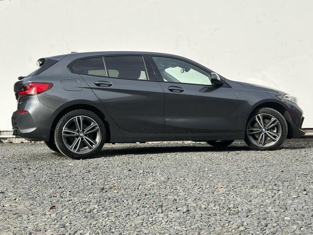 BMW 1-SERIE 118i Executive Edition Automaat, ORG NL, Draadloos Apple Carplay/Android Auto