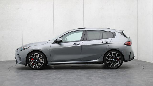 BMW 1-SERIE 120 M Sport Pro | Harman/Kardon | Panoramadak | Head-up | M Sportstoelen | Comfort Access | Memory | Driving Assistant Professional