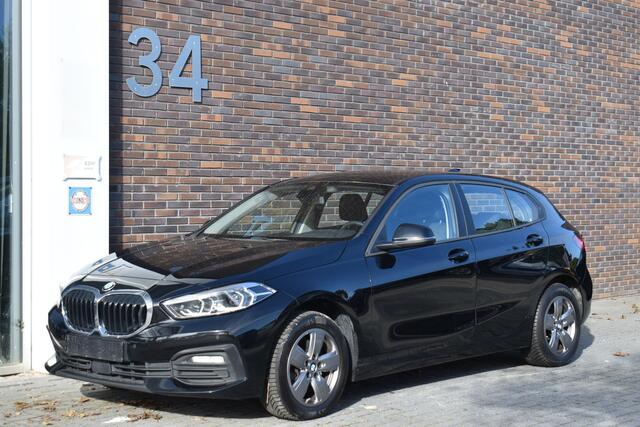 BMW 1-SERIE 118i