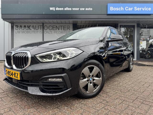 BMW 1-SERIE 116i | Navigatie | PDC | Cruise