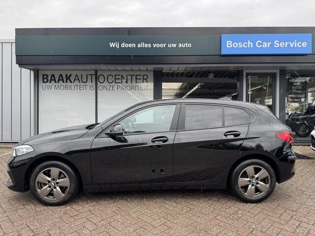 BMW 1-SERIE 116i | Navigatie | PDC | Cruise