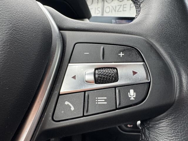 BMW 1-SERIE 116i | Navigatie | PDC | Cruise
