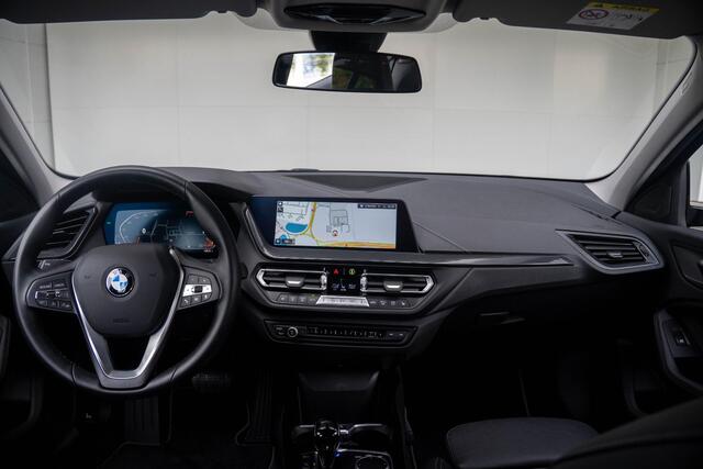 BMW 1-SERIE 118i | Sport Line | Sportstoelen voor |HiFi Audio | PDC voor/achter