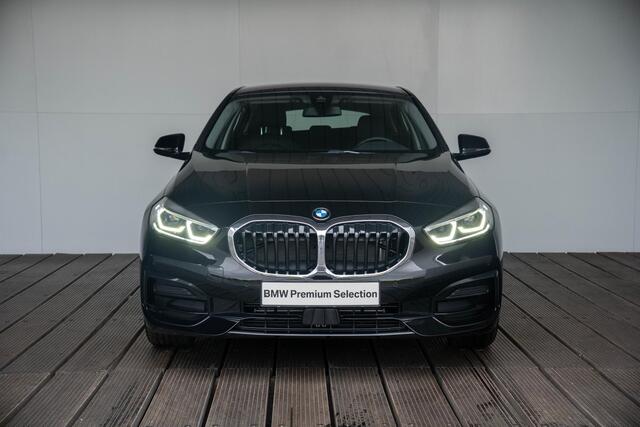 BMW 1-SERIE 118i | Sport Line | Sportstoelen voor |HiFi Audio | PDC voor/achter