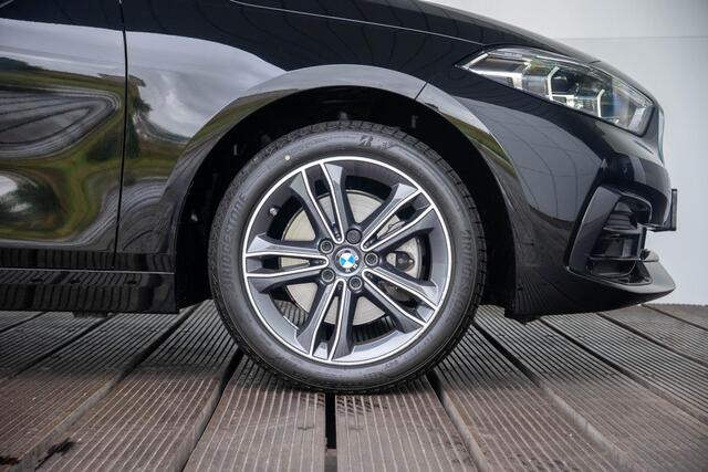 BMW 1-SERIE 118i | Sport Line | Sportstoelen voor |HiFi Audio | PDC voor/achter