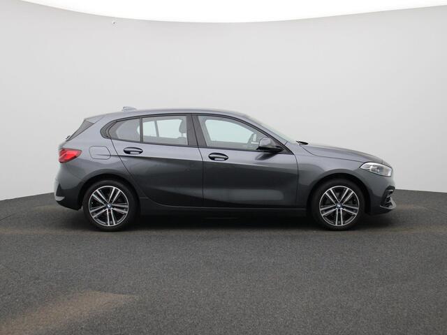 BMW 1-SERIE 118i Executive Edition 140PK | Automaat – foto 6