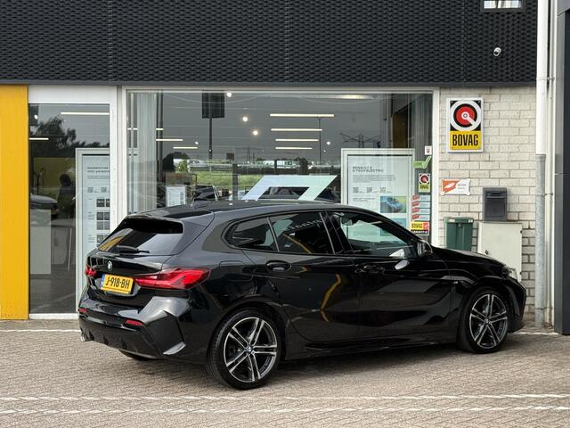 BMW 1-SERIE 118i Executive Edition | NAP | Dealer onderhouden | Stoelverwarming | Navigatie | LED | DAB | Climate Control | Cruise Control |