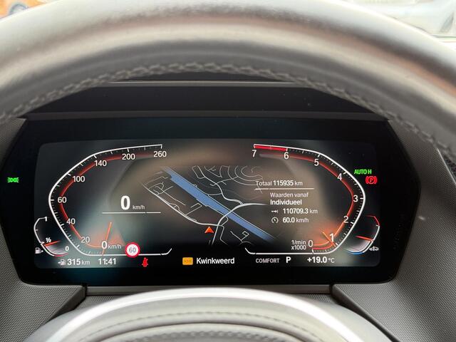 BMW 1-SERIE 118i Executive Edition | NAP | Dealer onderhouden | Stoelverwarming | Navigatie | LED | DAB | Climate Control | Cruise Control |