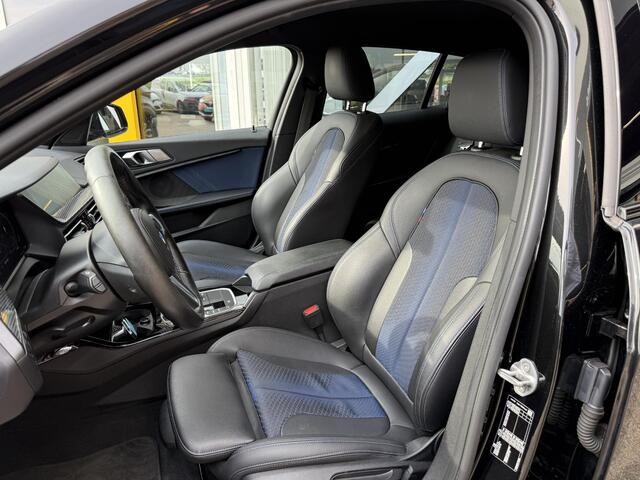 BMW 1-SERIE 118i Executive Edition | NAP | Dealer onderhouden | Stoelverwarming | Navigatie | LED | DAB | Climate Control | Cruise Control |