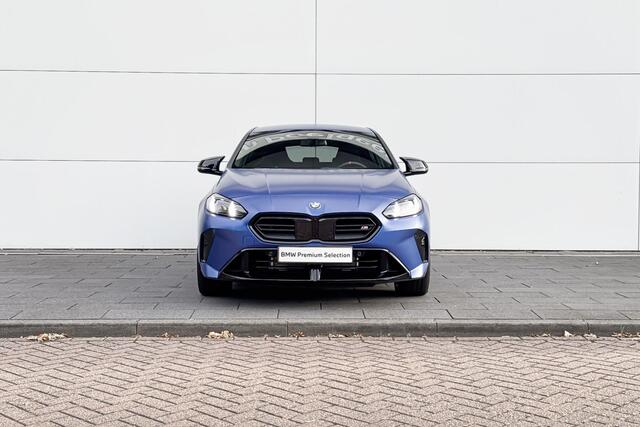 BMW 1-SERIE M135 xDrive | M Sport Pro | Premium Pack | Harman-Kardon |