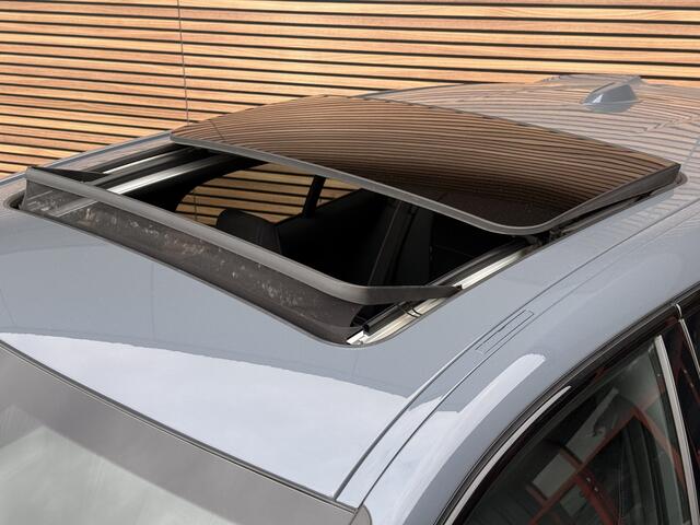 BMW 1-SERIE 120 M Sport Pro Shadow-Line Panoramadak / Sportstoelen / afnb. Trekhaak