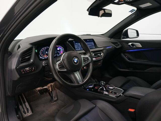 BMW 1-SERIE 118i M-Sport | Panoramadak | Head Up | Hifi