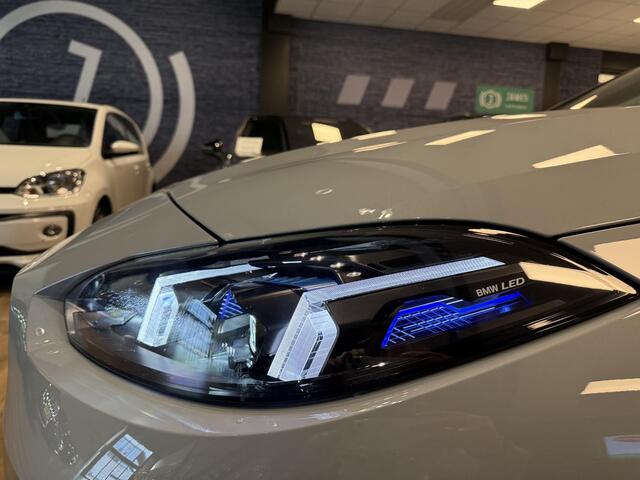 BMW 1-SERIE 120 M Sport Design Edition |HARMAN KARDON|PANO|STUUR-STOEL VERW.|LED|M SPORT REM|