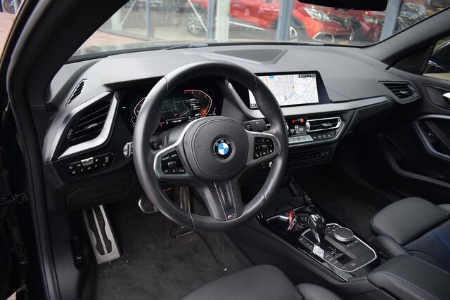 BMW 2-SERIE Gran Coupé 218i Executive Edition | M- Sport | CarPlay | Sportstoelen | Virtual