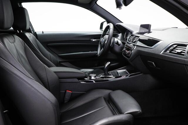 BMW 2-SERIE Coupé M240i High Executive | SAFETY / AUDIO MEDIA / PARKING- PACK | DAB | APPLE