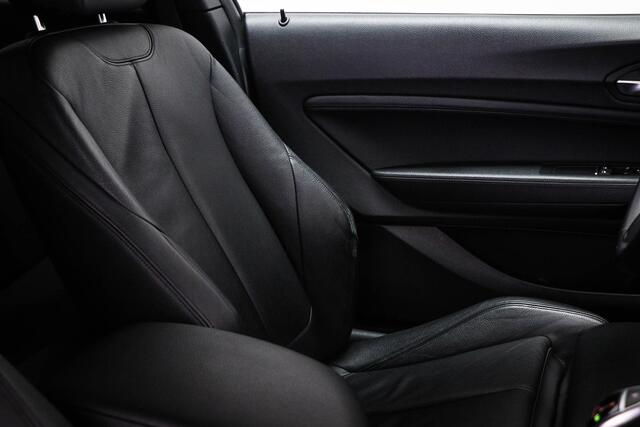 BMW 2-SERIE Coupé M240i High Executive | SAFETY / AUDIO MEDIA / PARKING- PACK | DAB | APPLE