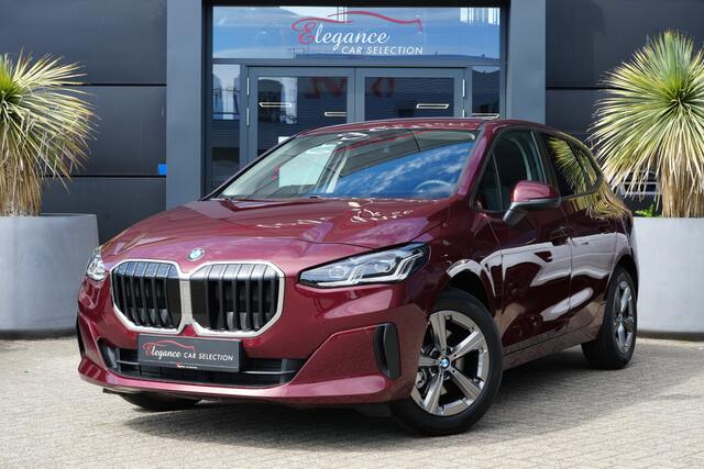BMW 2-SERIE Active Tourer 216i 123pk Navigatie/Stoelverwarming/Camera