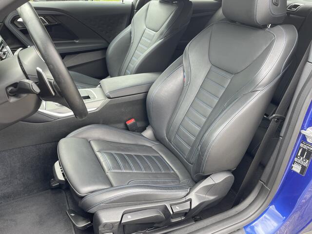 BMW 2-SERIE Coupé 220i 184pk High Executive / Navigatie / Stoelverwarming / Camera