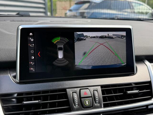 BMW 2-SERIE Active Tourer 225xe iPerformance Sport Sport Plug in Hybrid | PHEV | Adaptive Cruise | Head-up Display | Carplay | LED | Stoelverwarming | Camera |