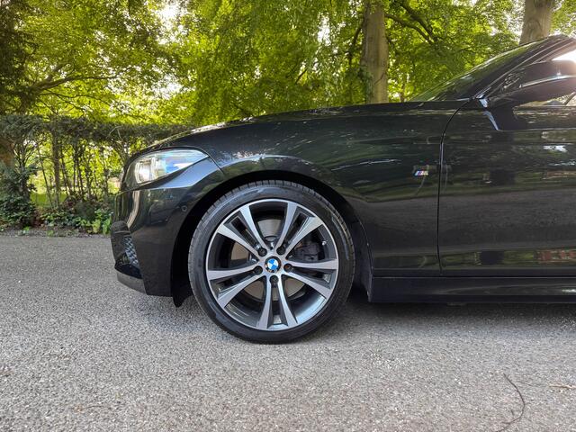 BMW 2-SERIE 230i Cabrio, M-pakket, H/K