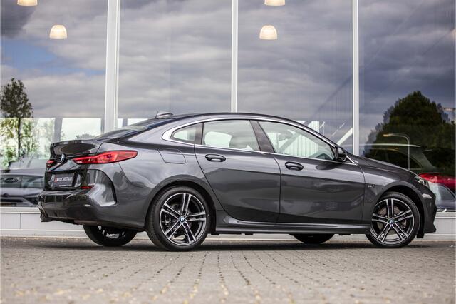 BMW 2-SERIE Gran Coupé 218i Executive M-Sport | Camera | Stoelverw.
