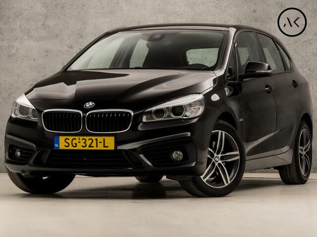 BMW 2-SERIE Active Tourer 218i Sportline Automaat (NAVIGATIE, CLIMATE, PARKEERSENSOREN, LED KOPLAMPEN, SPORTSTOELEN, CRUISE, TREKHAAK, ELEK ACHTERKLEP, NIEUWSTAAT)