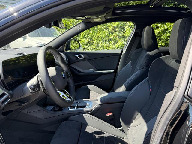 BMW 2-SERIE Gran Coupé 220 | M-Sport | 19'' | Panorama. | Elek. stoel. | Harman/Kardon | Comf. Acc. | Trekhaak | Stuur + stoelverw. | Getint glas | Driv. Ass Plus | Adapt. LED