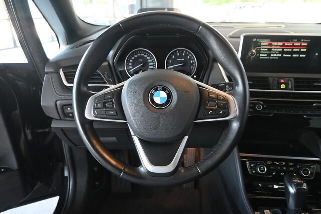 BMW 2-SERIE Active Tourer 225xe iPerformance High Executive Navigatie Leder Rijklaarprijs Inruil Mogelijk!