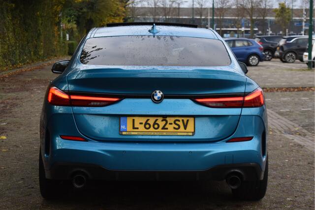 BMW 2-SERIE Gran Coupé 220i Business Edition Plus M-Sport | NL-Auto | Unieke kleur | Open dak | Keyless | HUD | Camera | Leder | Full LED | Vol