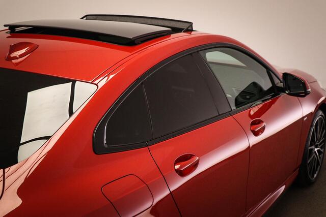 BMW 2-SERIE Gran Coupé 218i M-Sport High Executive Edition | SPORTSTOELEN | PANORAMADAK | STUURVERWARMING | 19"